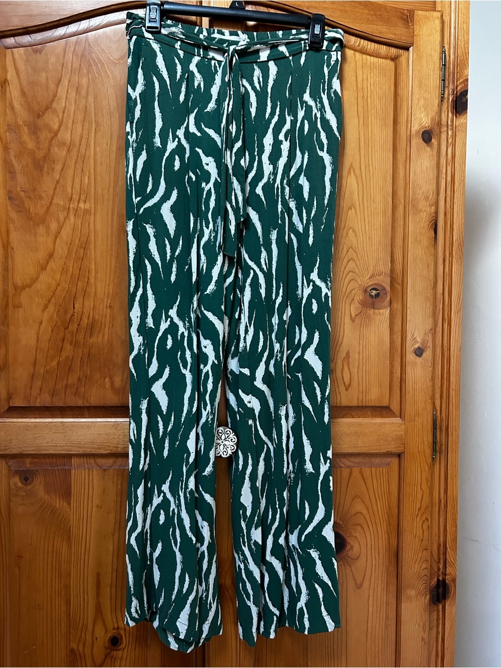 Jules & Leopold Forest Green and White Abstract Wide-Leg Pants